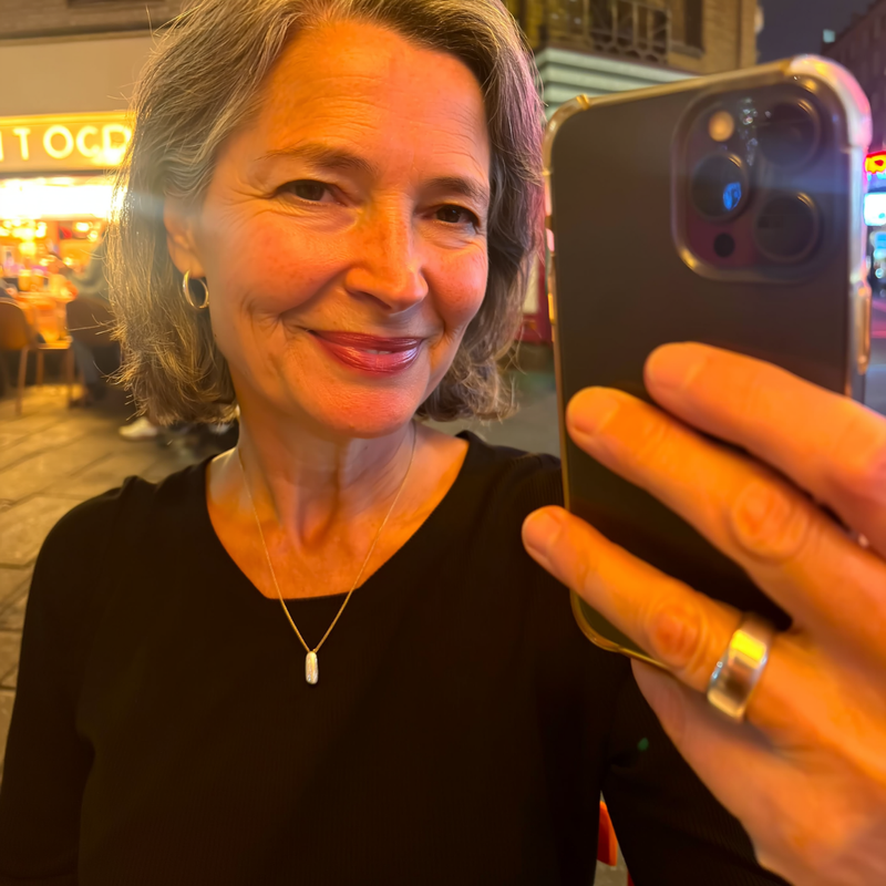 Olivia, 54