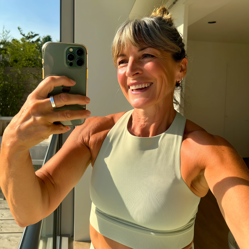 Elaine, 47